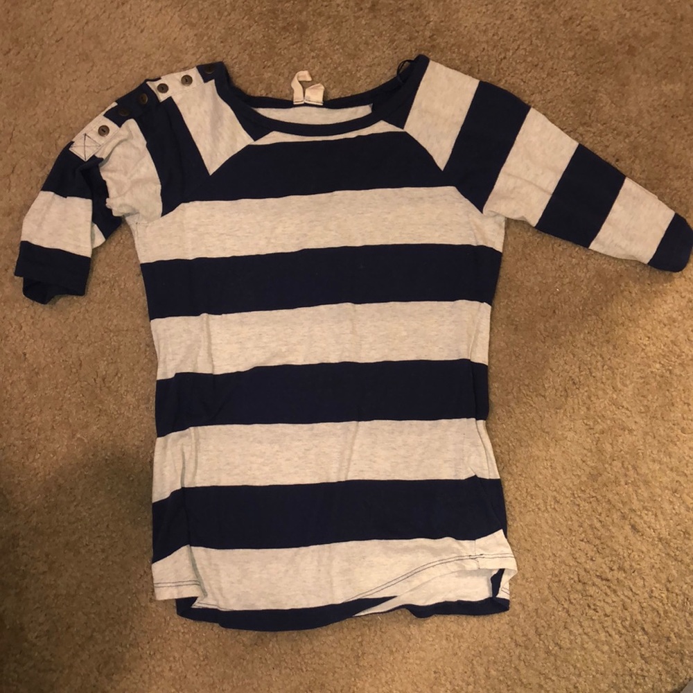 Boat neck striped 3/4 sleeved shirt